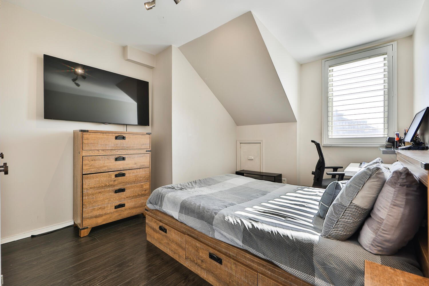 100 Arbors #8 Woodbridge